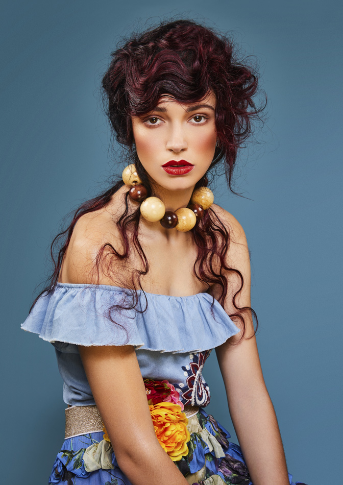 Michaela Campbell Echar Pila Hair Trendy Portal Dla Fryzjerów