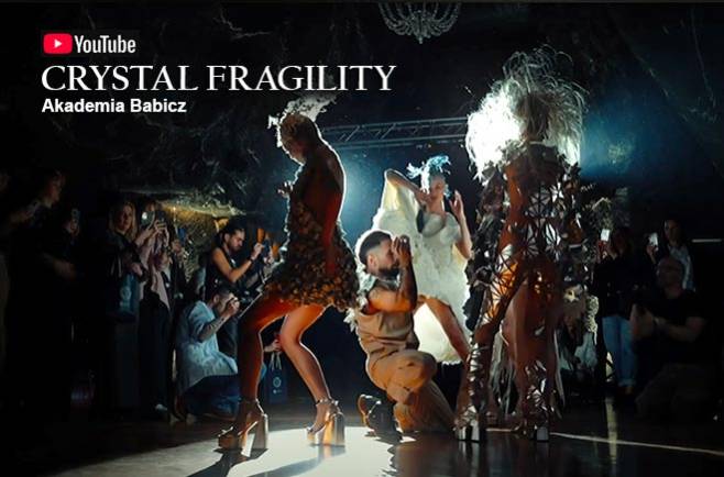 Pokaz CRYSTAL FRAGILITY podczas HAIR COUTURE - Akademia Babicz